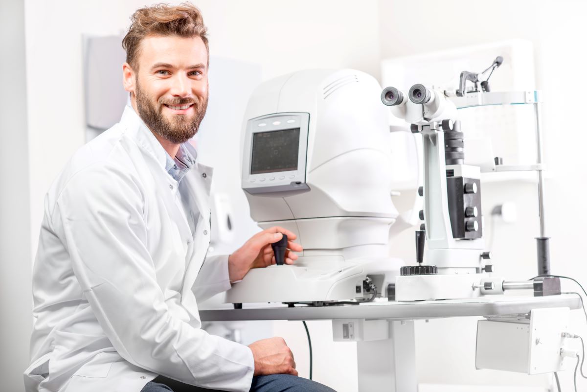 World Optometry Day 2023: What is an optometrist?